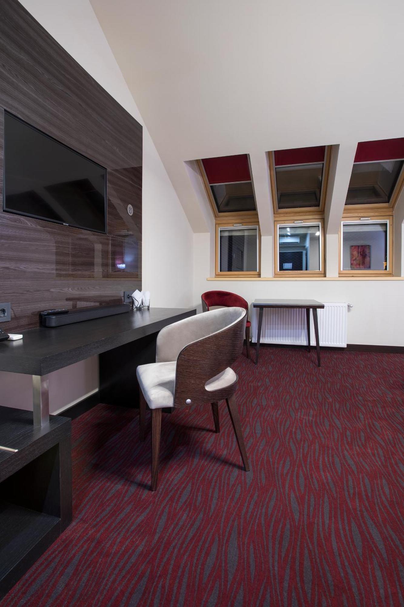 The Fifth Floor By Old Town Hotel Тімішоара Екстер'єр фото